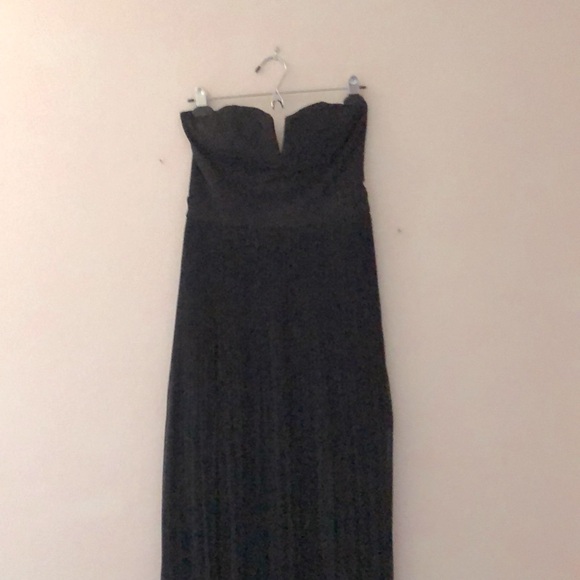 Dress - Picture 1 of 4